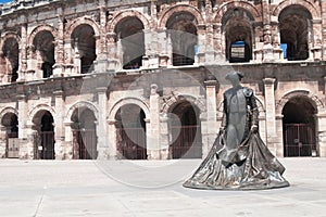 Matador statue photo