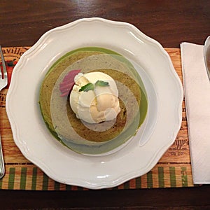 Matcha Bliss: Green Tea Pancake Extravaganza