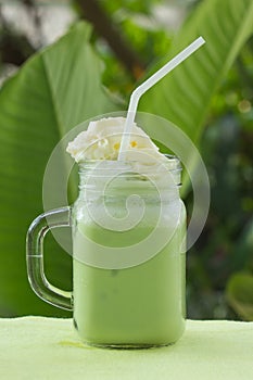 Matcha Green Tea smoothie whiped cream topping