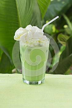 Matcha green Tea whipping cream topping