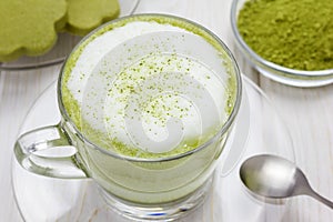 Matcha gren tea latte