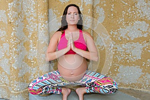 Maternity Yoga exercise healthy life style