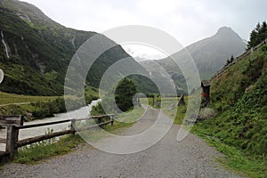 Matreier Tauernhaus â€“ pathway to Neue Prager HÃ¼tte, Grossvenediger 3666 m