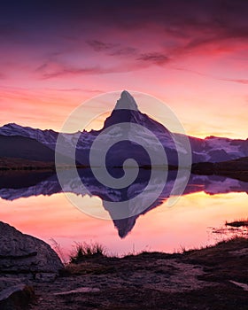 Matterhorn peak on Stellisee lake