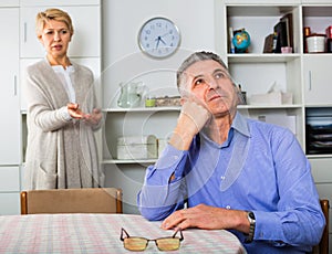 Mature couple decide family matters and find out relationship