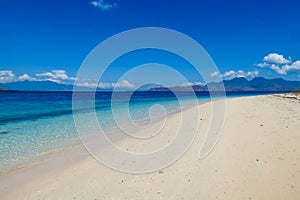 Maumere - Paradice white sand beach on a small unhabited island