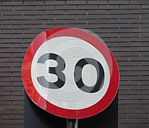 maximum speed sign