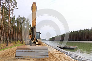 May 01 2022 - Oder-Havel Wasserstrasse, Brandenburg, Germany: construction work on the canal