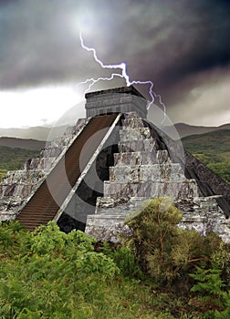 Mayan pyramid