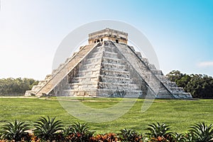 Mayan Temple pyramid of Kukulkan - Chichen Itza, Yucatan, Mexico