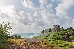 Mayan temple ruins tulum