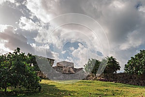 Mayan temple ruins tulum
