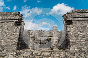 Mayan temple ruins tulum