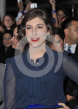 Mayim Bialik