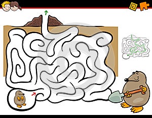 Maze activity with mole animal