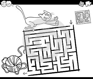 Maze with cat and wool coloring page