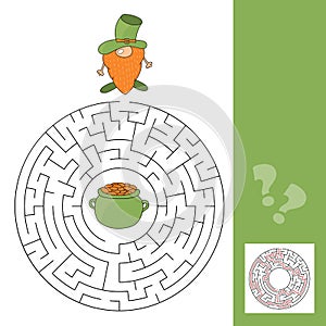 Maze game for kids. Help gnome leprechaun to find his way to the pot of gold.