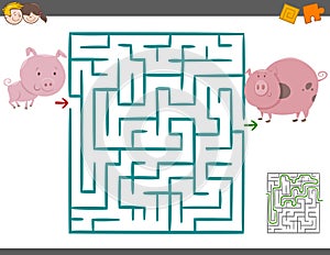 Maze leisure game with pigs