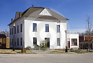 Historic 1870 McDonald County Mo Courthouse