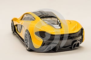 1:43 McLaren P1