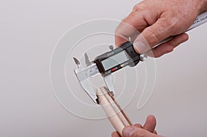 Measuring with calipers
