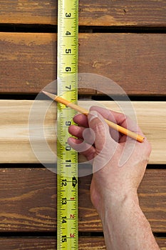 Measuring space between boards
