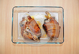 Meat hough in glasswares