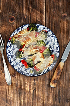 Meat rolls with broccoli and pepper