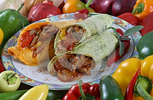 Meat wraps and vegetables