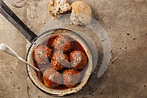 Meatballs in pan