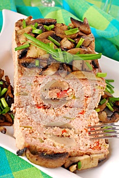 Meatloaf with mushrooms and pepper