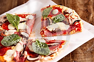 Meatlovers Pizza