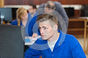 mechanic auto repair shop computer