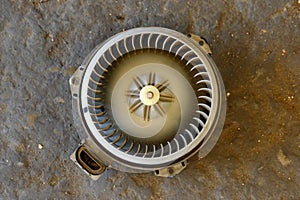 The mechanic is fixing the problem car.