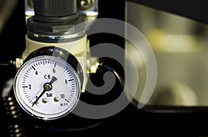 Mechanical watch showing the steam Manometer pressure