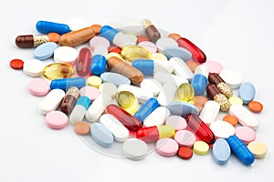 medecine pills and capsules photo