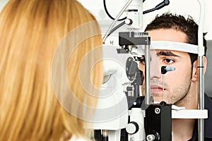 Medical attendance at the optometrist photo