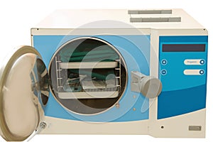 Medical autoclave for sterilising surgical