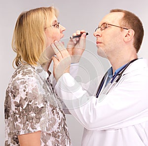 Medical doctor and patient photo