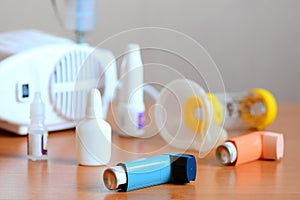 Medical equipment and drugs for treatment of asthma. Nebulizer, inhaler, spacer, nebula, anti-inflammatory drugs to manage asthma