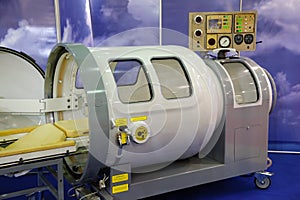 The medical equipment, pressure chamber