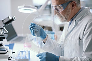 Medical researcher working in the laboratory