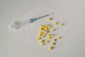 Medical syringe with pills