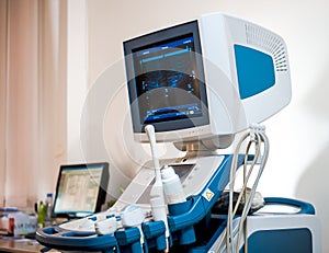 Medical ultrasonography machine