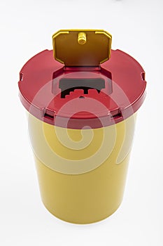 Medical waste container medical disposal bin sharp disposal safe sharp container. Medical waste bin 0,7 liter