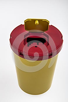 Medical waste container medical disposal bin sharp disposal safe sharp container. Medical waste bin 0,7 liter