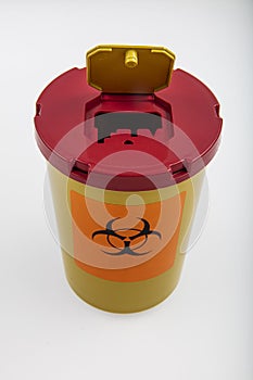 Medical waste container medical disposal bin sharp disposal safe sharp container. Medical waste bin 0,7 liter