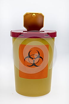 Medical waste container medical disposal bin sharp disposal safe sharp container. Medical waste bin 0,7 liter