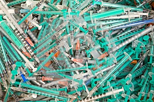 Medical waste used disposable syringes