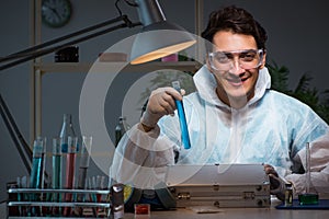 The medicine drug researcher working in lab